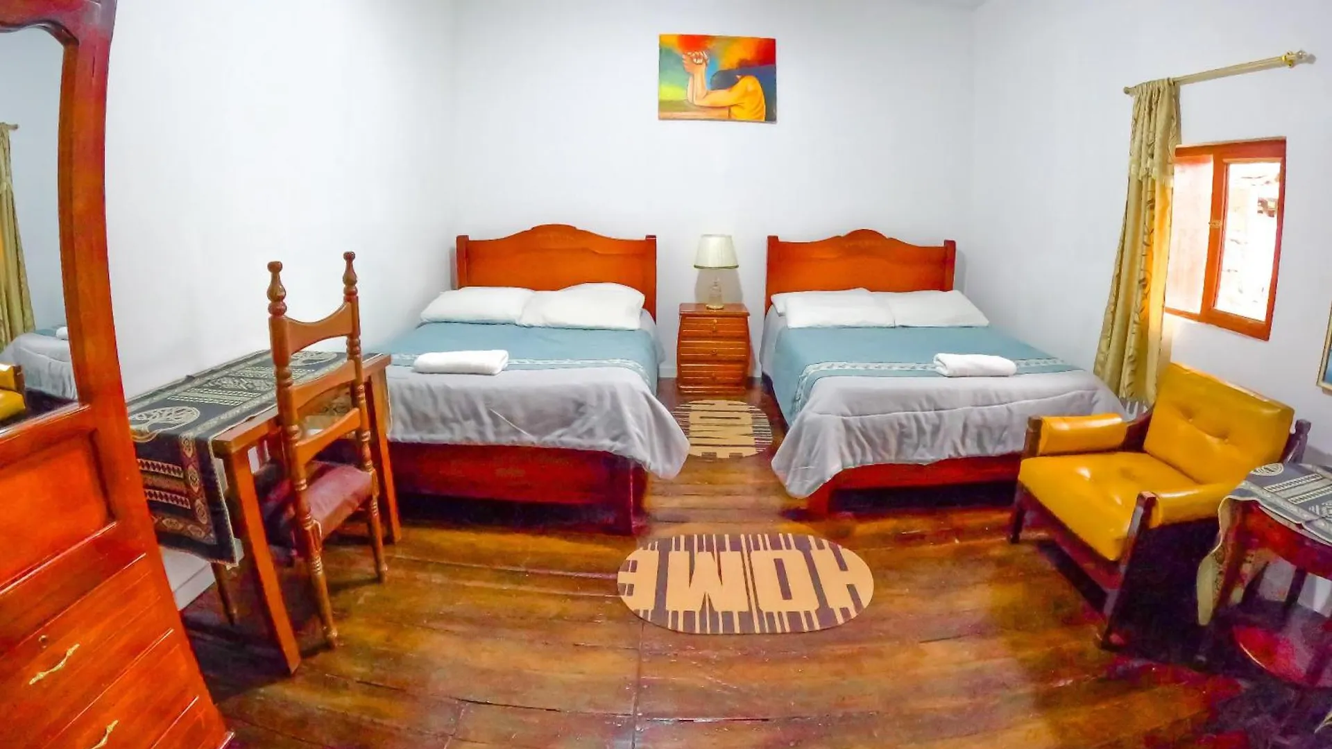 קיטו Colonial House Inn