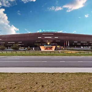 Wyndham Quito Airport מלון