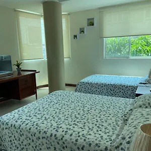 Doral ¡cerca Del Aeropuerto! Apartment Guayaquil